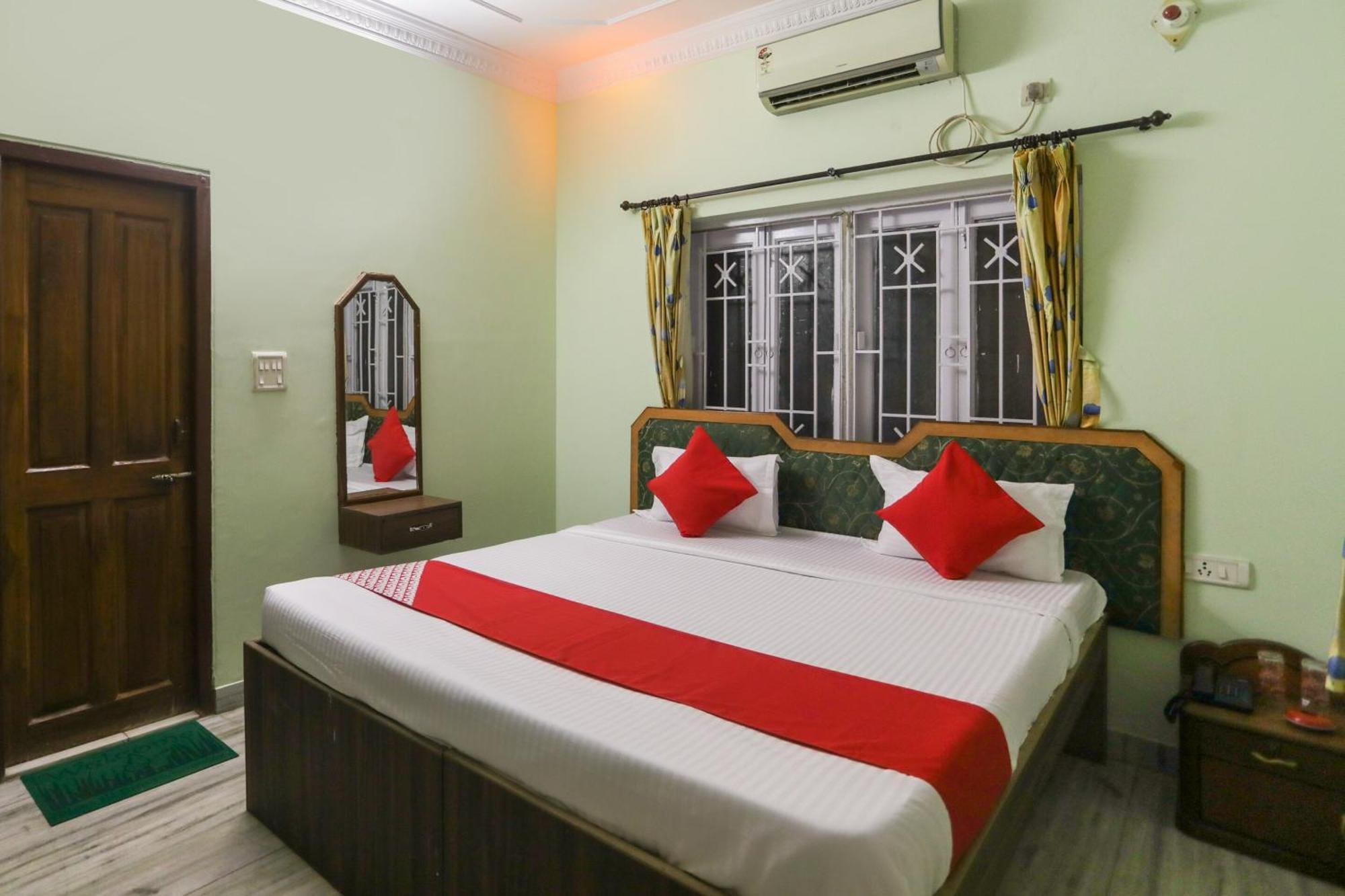 Hotel O Ma Kali Guest House Near City Centre Salt Lake Salt Lake City Екстериор снимка